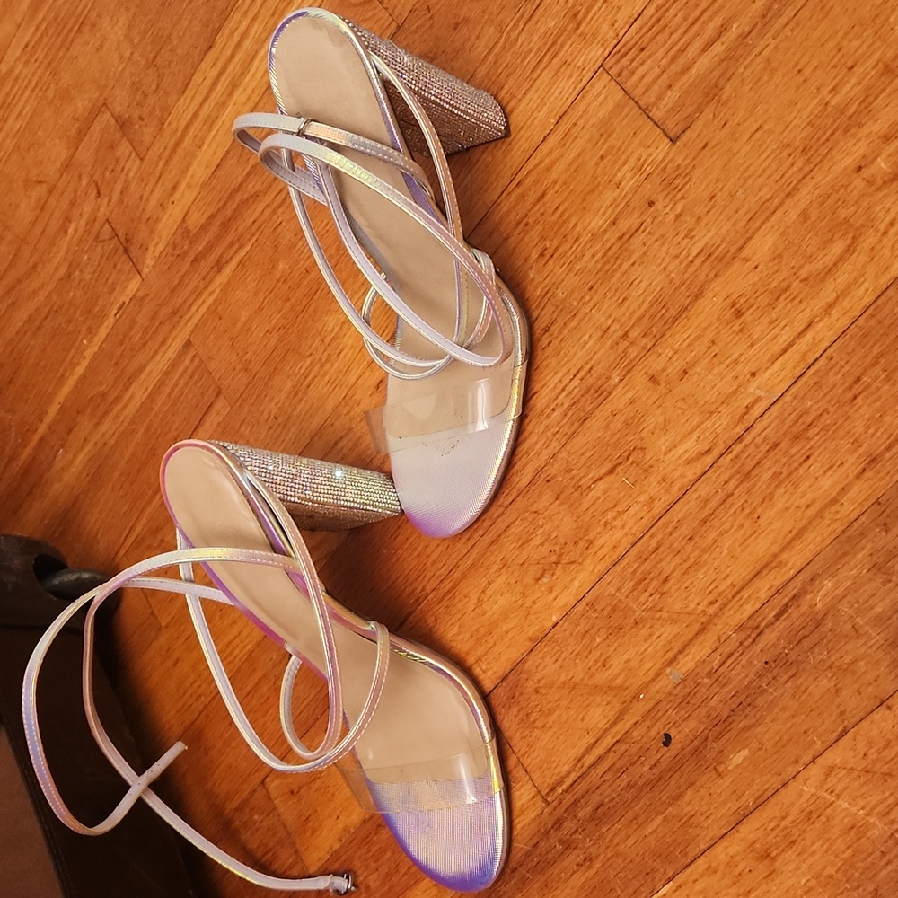 Silver Heels - image 1